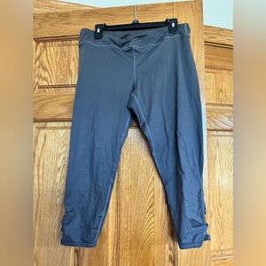 Joy Lab - Capri Active Leggings